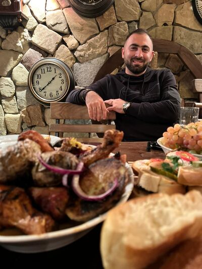  ,   Gevorg, 33 ,   ,   