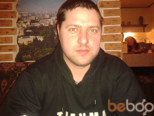  ,   Viktor, 44 ,   ,   , c 