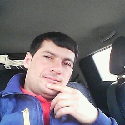  ,   Amir, 35 ,   ,   