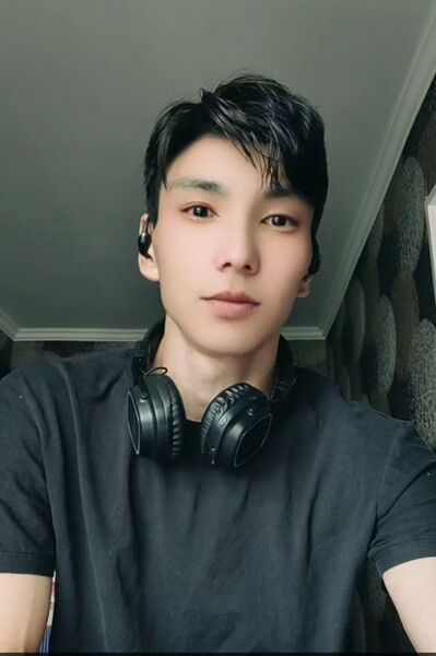  ,   Kazi, 28 ,   ,   