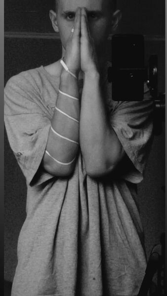  -,   Ҹ, 28 ,   ,   