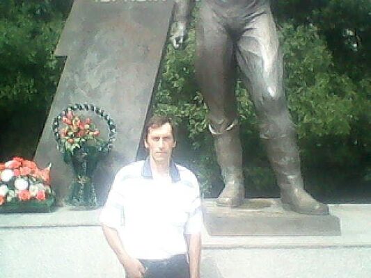  ,   Viktor, 56 ,     , c 