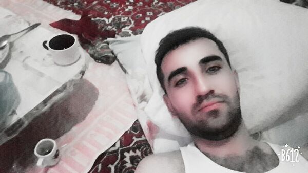  ,   Azerbaydjaec, 33 ,   ,   , c 