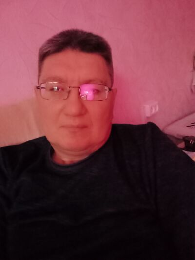  ,   Yury, 49 ,   ,   