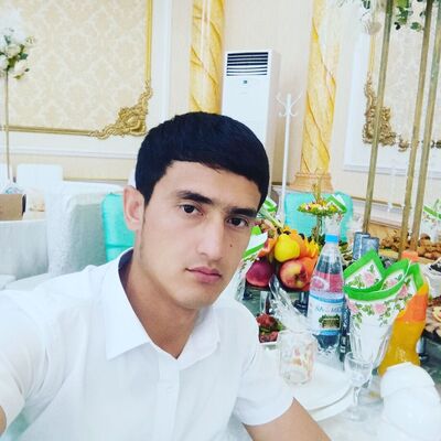  ,   Ali, 33 ,   c 