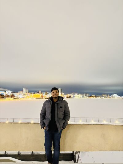  ,   Akshat, 25 ,   ,   