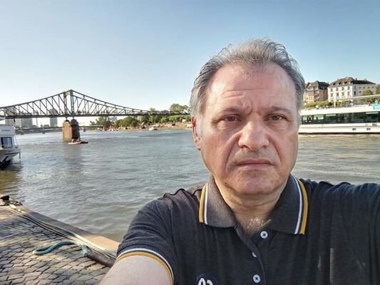  Frankfurt am Main,   Angelos, 62 ,   ,   , c 