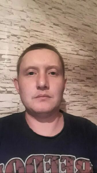  ,   Ruslan, 37 ,   c 