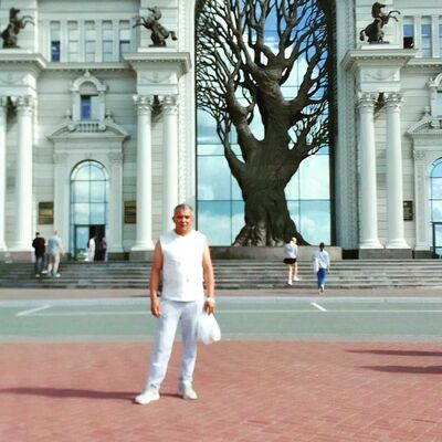  ,   Alexander, 41 ,   ,   , c 