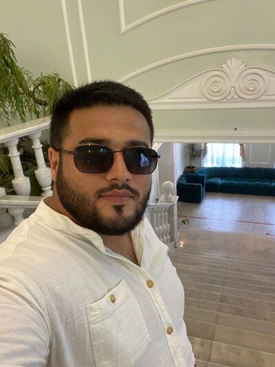  ,   Sarkis, 31 ,   ,   