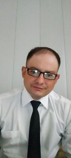  ,   Pavel, 38 ,   ,   