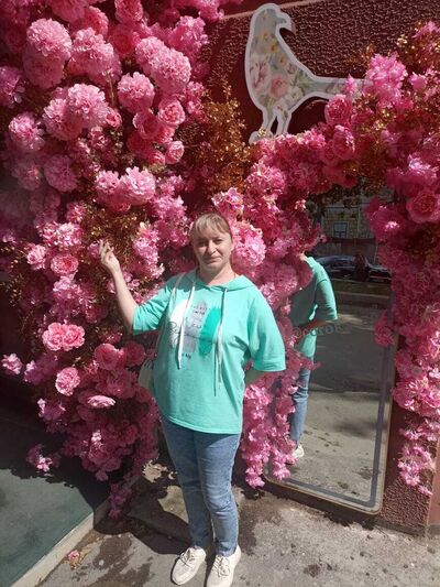  ,   Elena, 49 ,   ,   