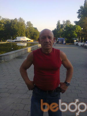  2529630  Viktor, 61 ,    