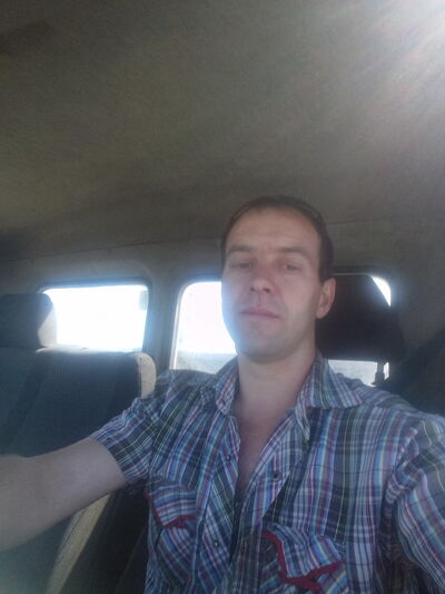  ,   Denis, 43 ,  