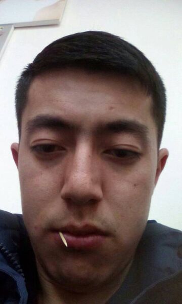  -,   Azik, 31 ,  