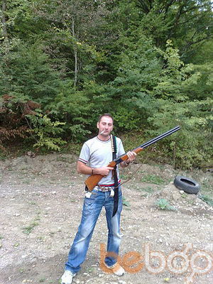  ,   George, 40 ,   