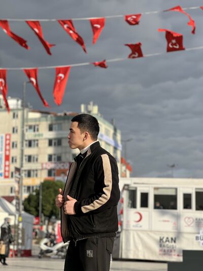  ,   Umut, 24 ,   ,   , c 