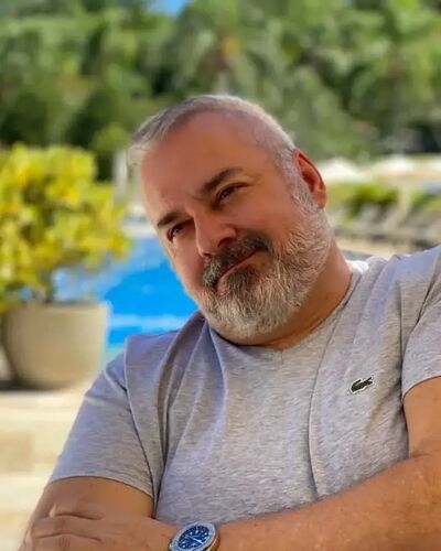  Algiers,   Michael, 63 ,   ,   