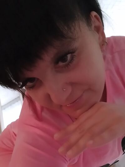  ,   Lana, 40 ,   ,   , c , 