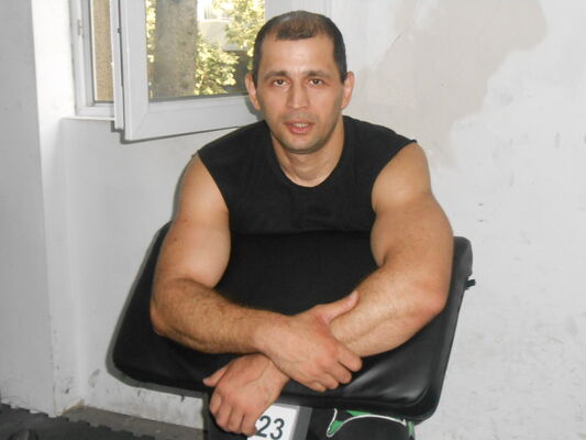  ,   Besiki, 40 ,   