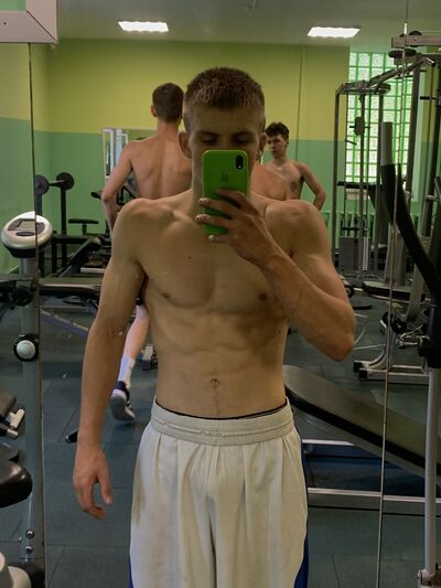  ,   Vlad, 21 ,   ,   