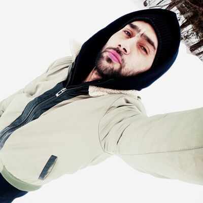  ,   Pavel, 28 ,     , c , 