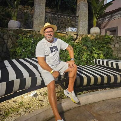  ,   Donald, 56 ,   ,   
