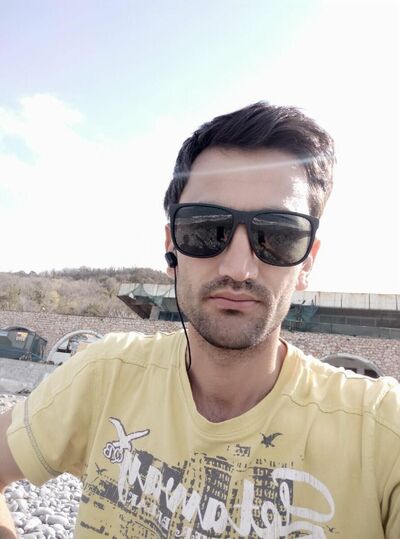  ,   Malik, 38 ,   ,   , c 