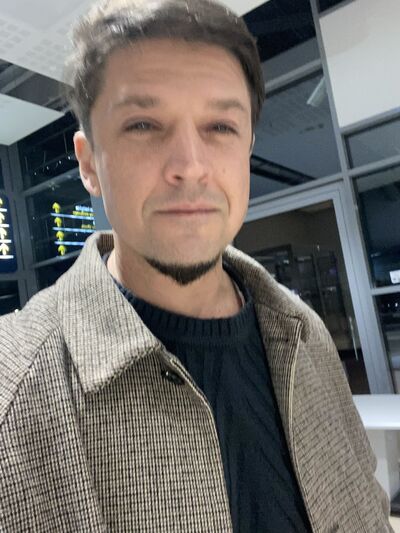  ,   Gints, 44 ,   ,   