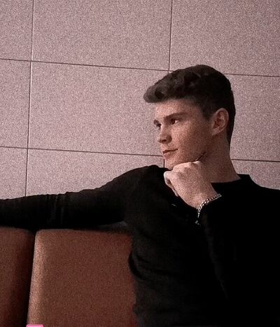  ,   M, 22 ,   , 