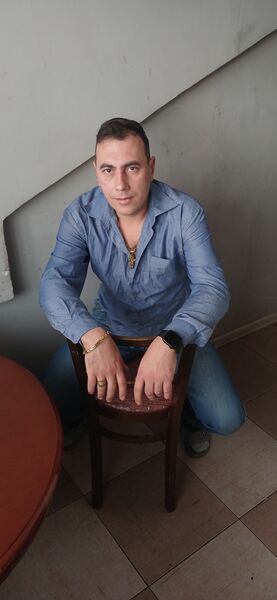  ,   Davit, 41 ,   ,   , c , 