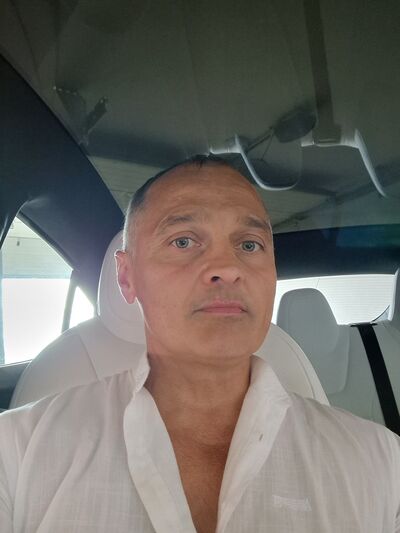  ,   Erik, 48 ,   ,   , c 