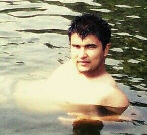  ,   Farrux, 32 ,   ,   , c 