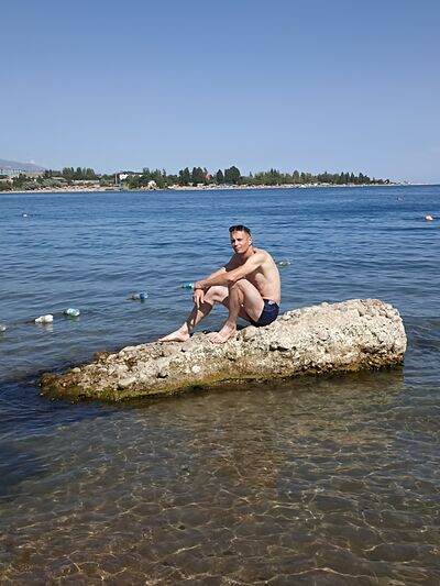  ,   Pavel, 40 ,   ,   
