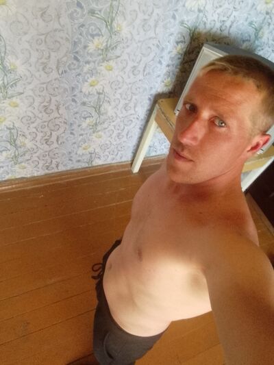  ,   Denis, 34 ,   ,   