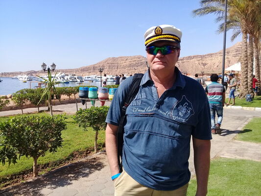  ,   Viktor, 73 ,   