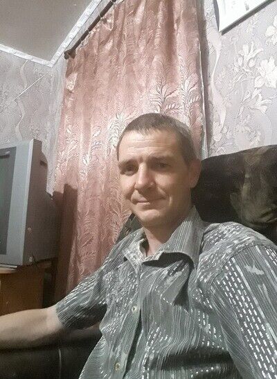  20083570  Ron, 42 ,    