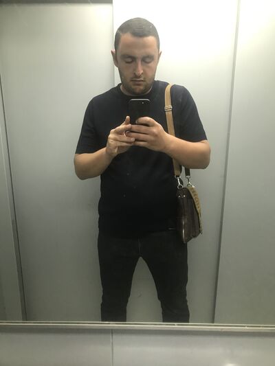  ,   Hovo, 28 ,   ,   