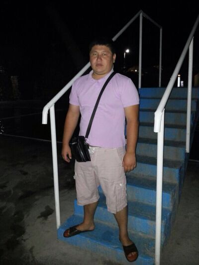  ,   Arman, 36 ,   