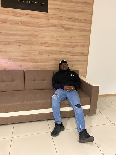  ,   Johnny, 39 ,   ,   