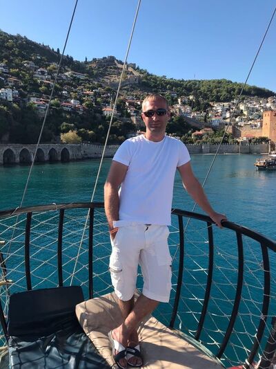  ,   Maksim, 38 ,   ,   , c , 