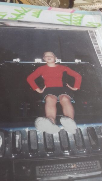  ,   Mark, 28 ,   ,   , c 