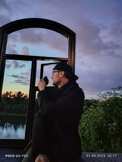  ,   Sergey, 33 ,   , 