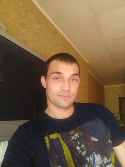  ,   Oleg, 35 ,   
