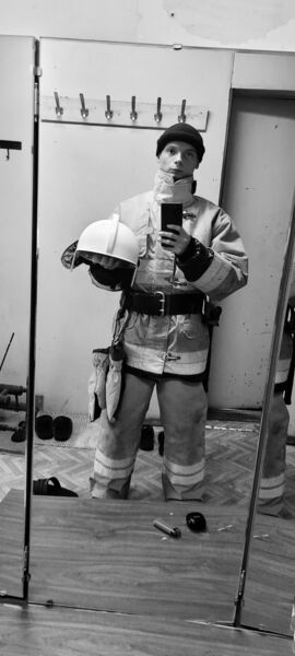  ,   Nikita, 25 ,   ,   