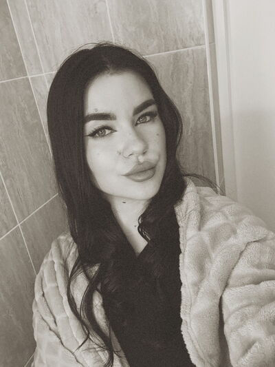  ,   Daria, 25 ,   ,   