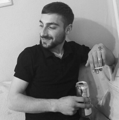  ,   Armen, 23 ,   ,   