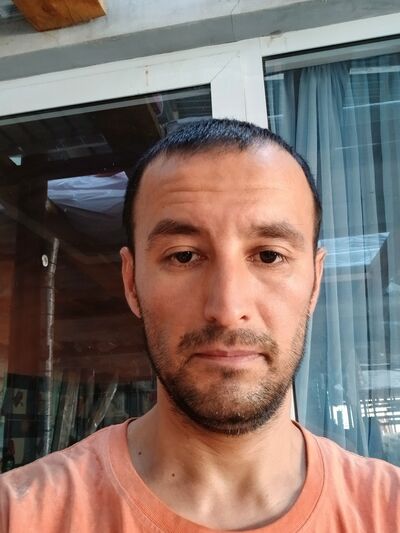  ,   Artur, 24 ,   ,   