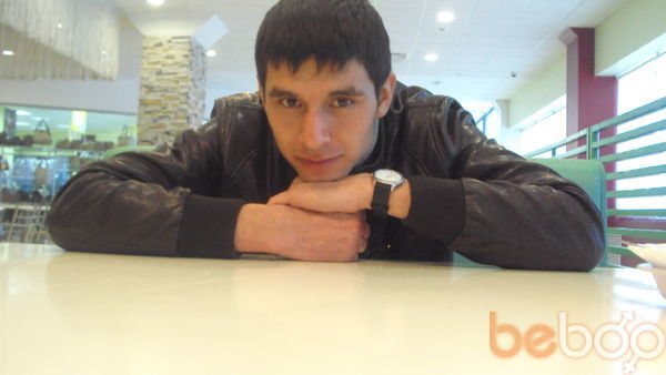  ,   Ricki, 39 ,   