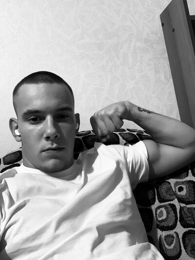   ,   Denis, 22 ,   ,   
